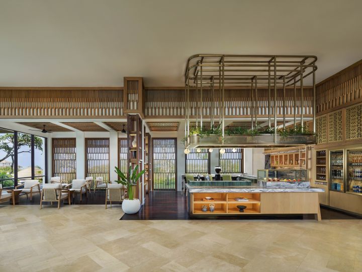 Mer Lounge at Umana Bali, LXR Hotels & Resorts